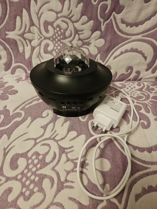 ,светящийся новогодний шар