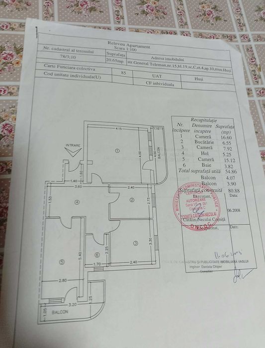 De vinzare apartament cu 3 camere