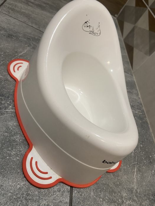 Горшок детский продаю