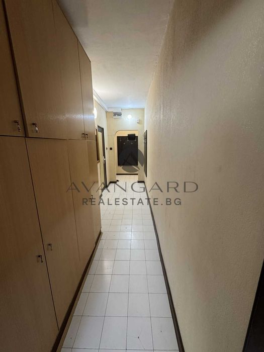 Продава се Тристаен апартамент в Пловдив, Кършияка - 67 кв.м за 921 €/кв.м - Снимка #8