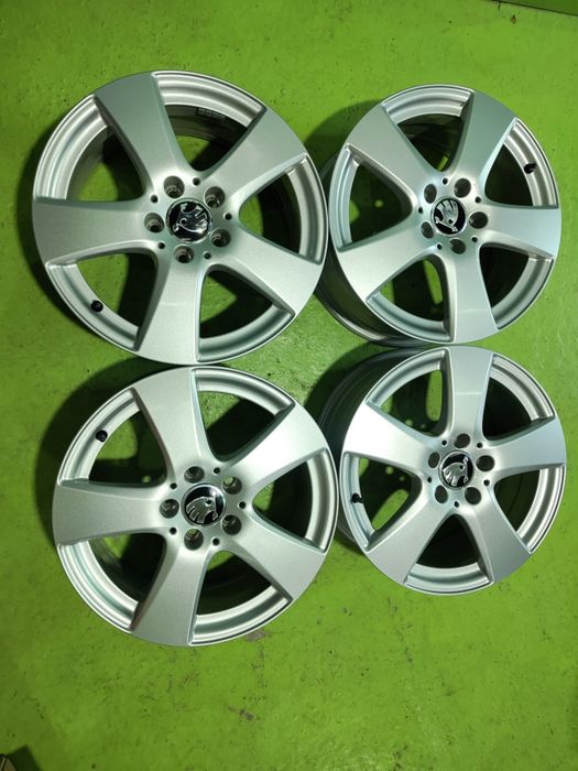 17 5x112 Skoda лети джанти 5х112 шкода