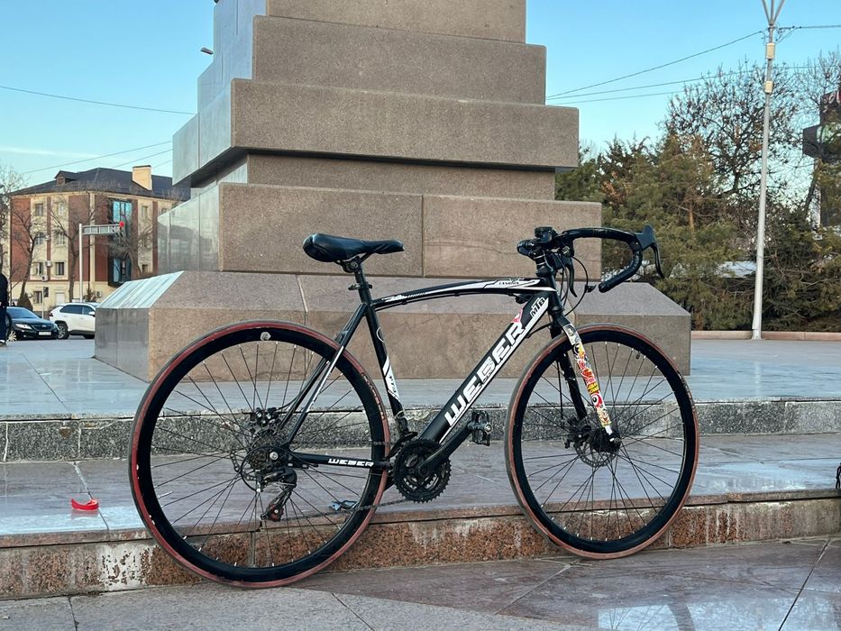 Продается велик шоссейник