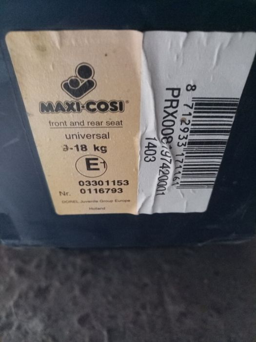 Scaun auto pentru copii Maxi Cosi,grupa 9-18 ani.