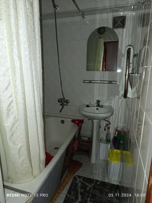 1 комнатная площадь 42м2. Ориентир Ц5