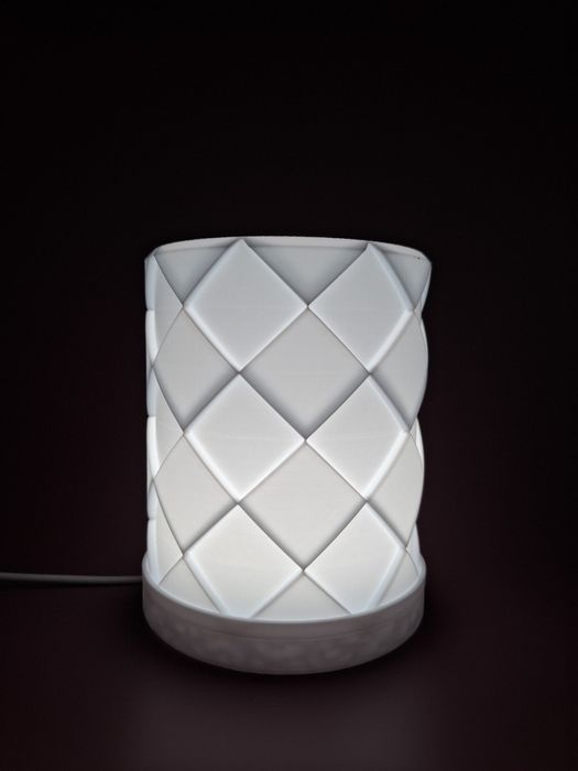 Veioză LED decorativă – design modern 3D – lumină ambientală elegantă