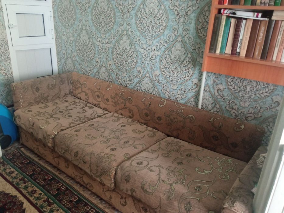 Продаётся диван раскладной б/у