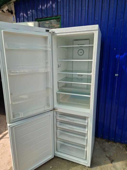 Продам холодильник "HAIER "