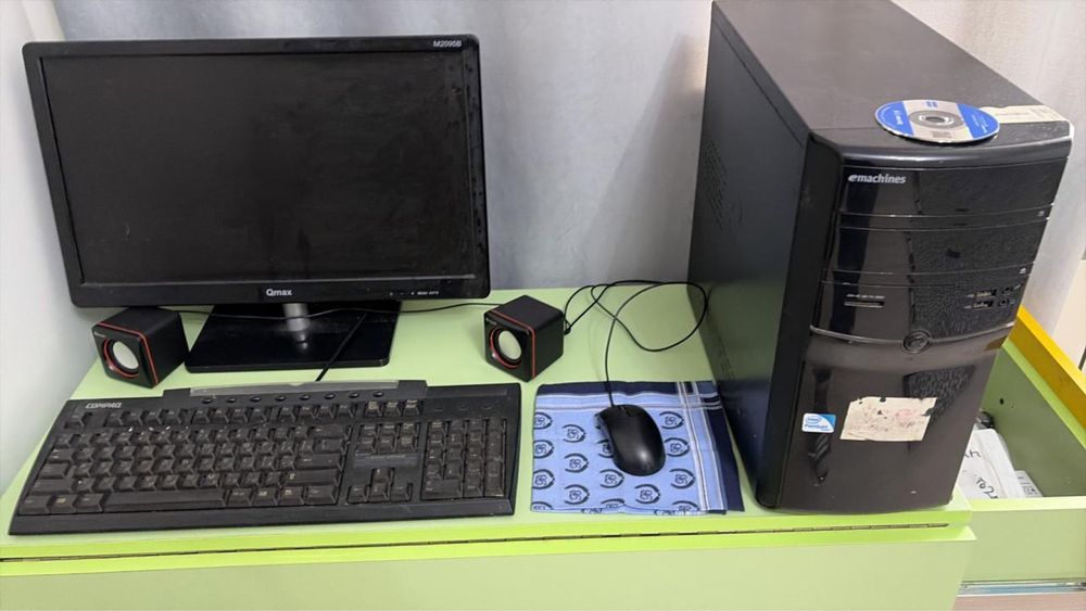 продам компьютер Emachines