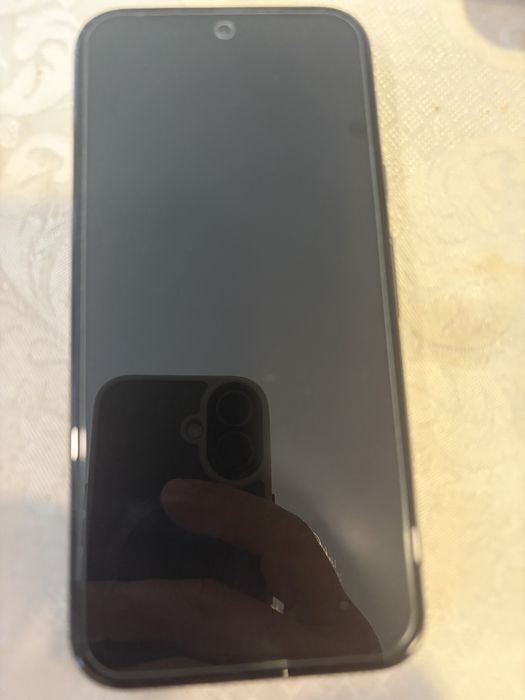Pixel 8a 256gb с гаранция запазен 91%батерия