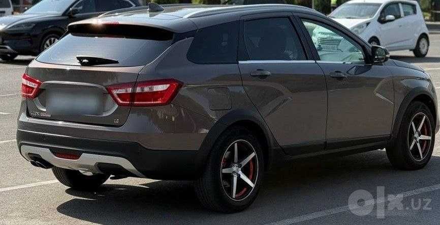 Lada Vesta Cross
