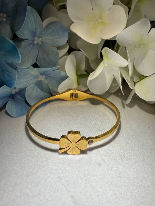 Продам Женские Браслеты, Новый, Messika, Dior.