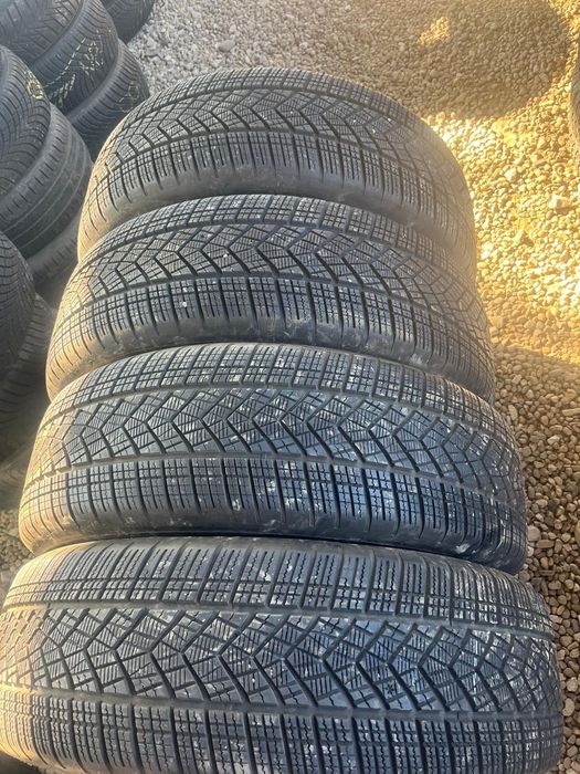 235/60 r20 de iarna 4 buc ca noi GOODYEAR