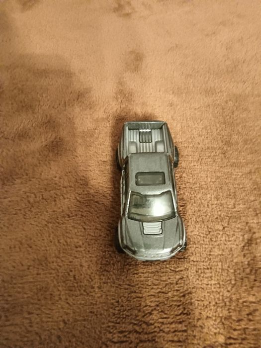 Продаю машинки Hot Wheels