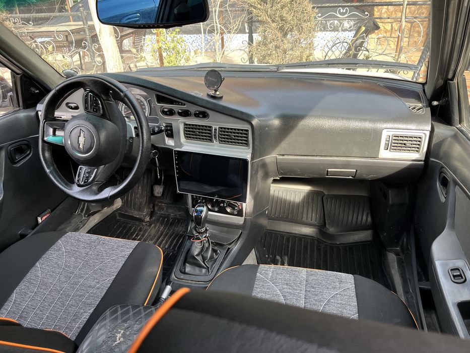 2010 supir bis kanisanir