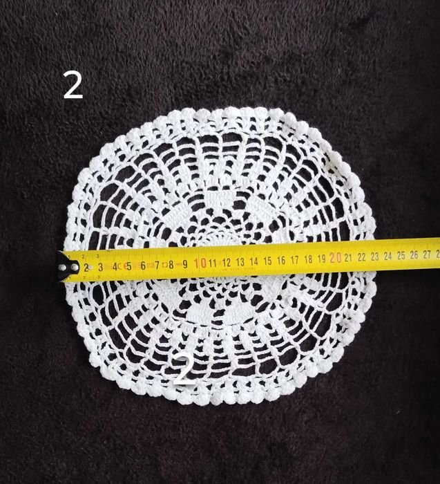 7бр. ръчно плетени карета.