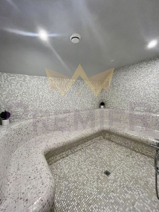 Хотел в Добрич, област-гр.Балчик площ 2000 цена 900000