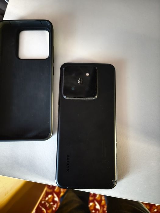 Телефон Xiaomi 14