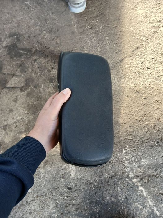 Подлакътник ауди а4 б6/б7