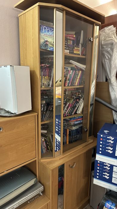 Стенка горка  , полки , шкаф книжный