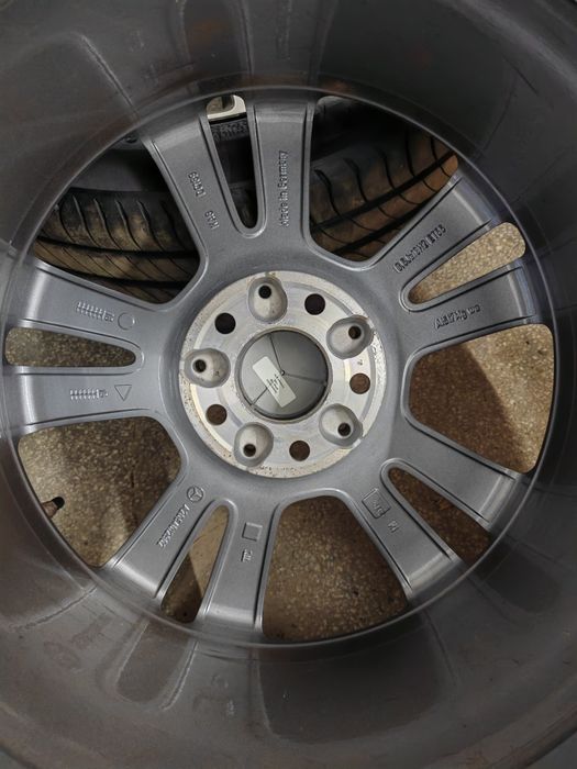 Vand roti originale Mercedes 245/45/18
