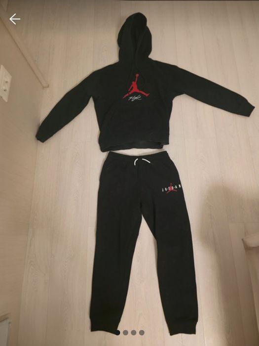 Jordan tracksuit