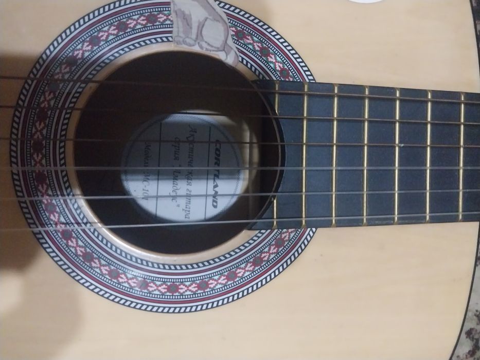 Продается гитара