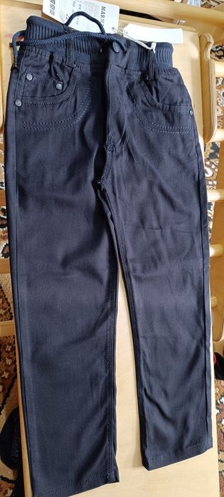 Школтная форма с двумя брюками