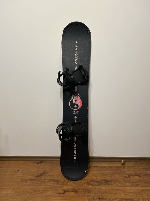 Сноуборд с креплениями, 145см