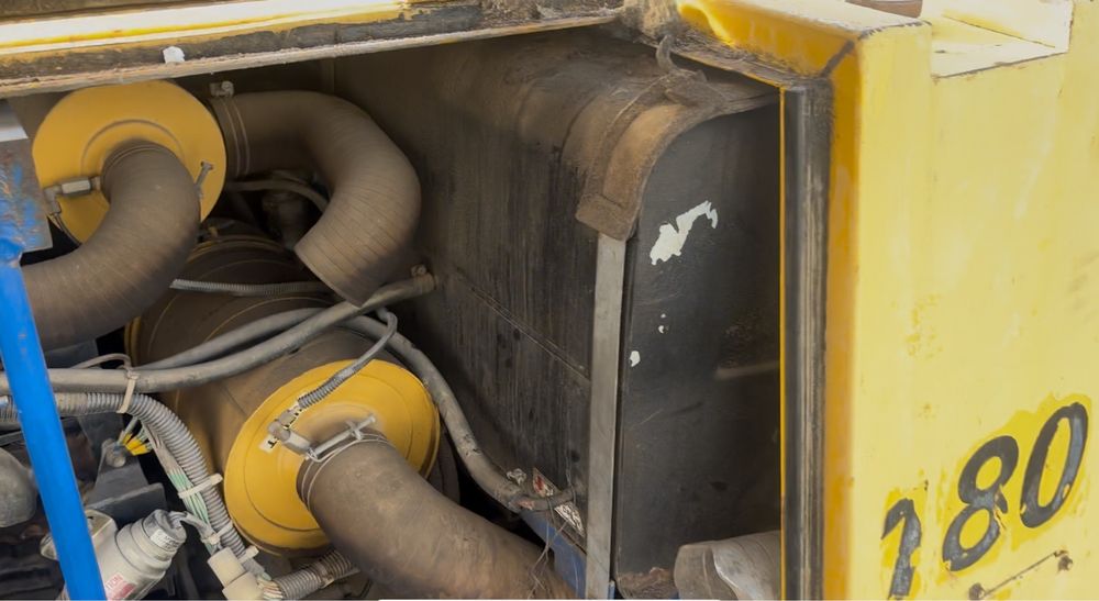 Продаю дизельный компрессор Denyo 180 б/у| На шасси