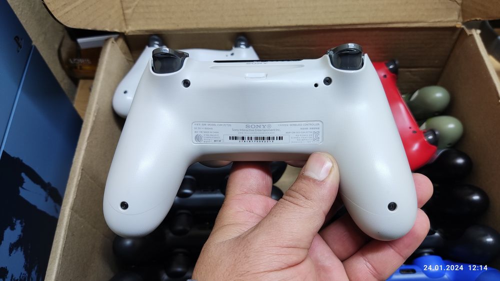 Playstation 4 Joʻystiklar 100 orginal yangidek