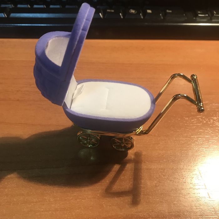 Шкатулка-коляска для беременных