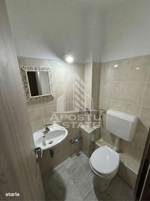Apartament 3 camere,2 bai, decomandat, renovat, zona Girocului