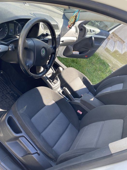 Škoda Octavia 2008, 2.695 € — imagine 4