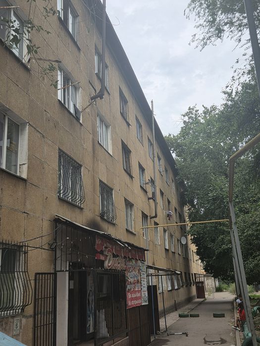 Продаю квартиру 4 комнатную