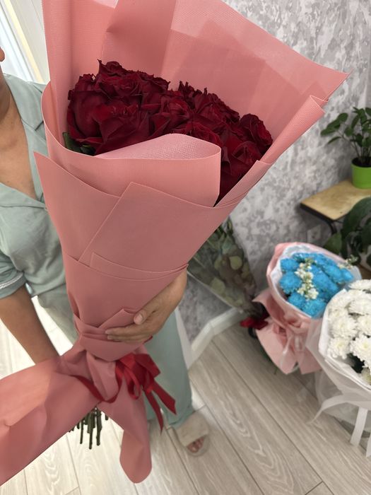 Срочно продам букеты роз