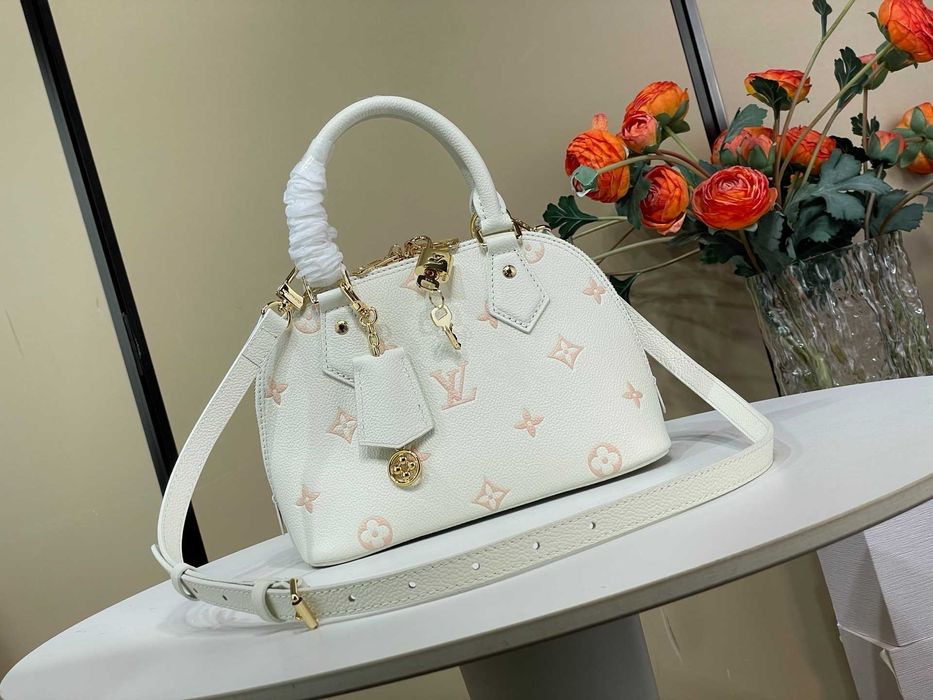 Spring-Summer 2026 Collection Louis Vuitton "Squire PM"