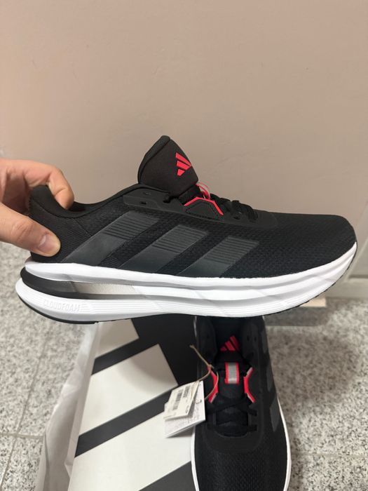 Аdidas Маратонки 43 Номер Чисто Нов