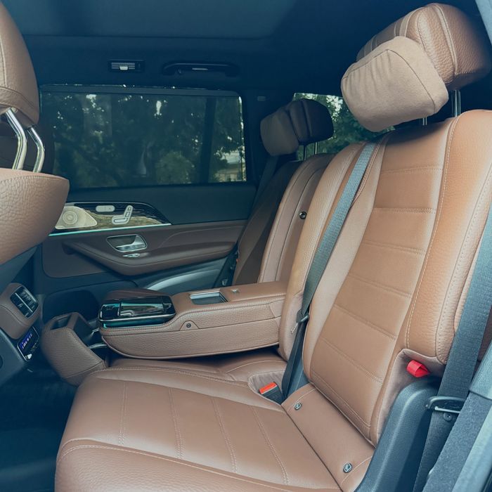 Mercedes benz GLS 450