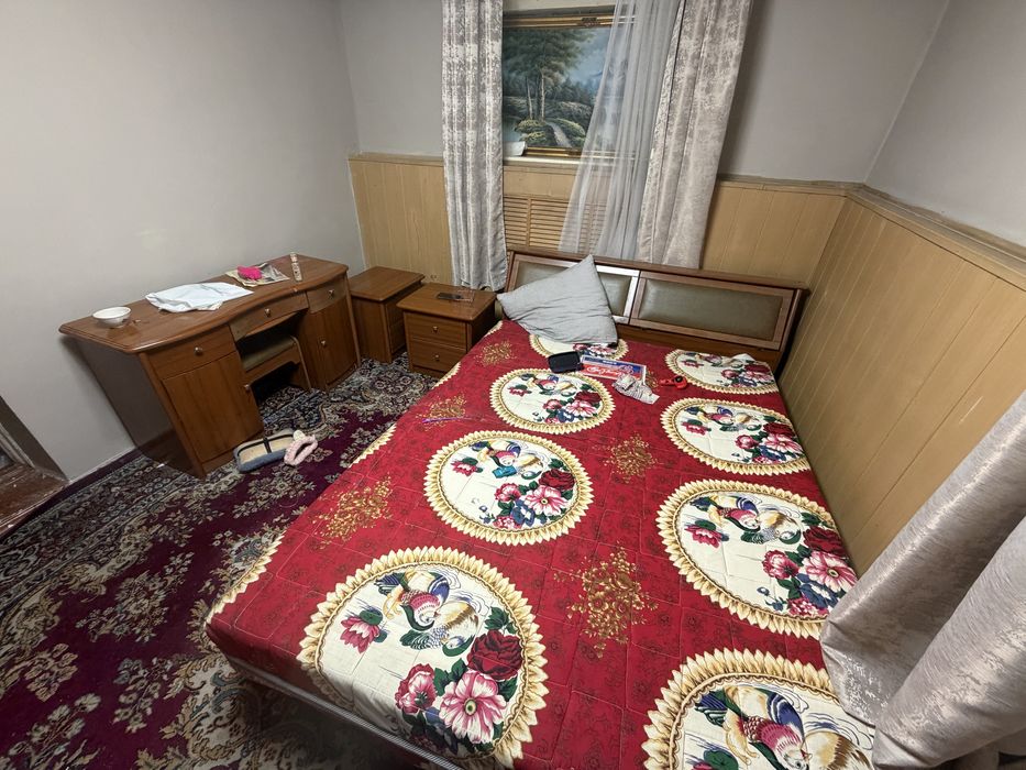 Отдам даром спальный гарнитур