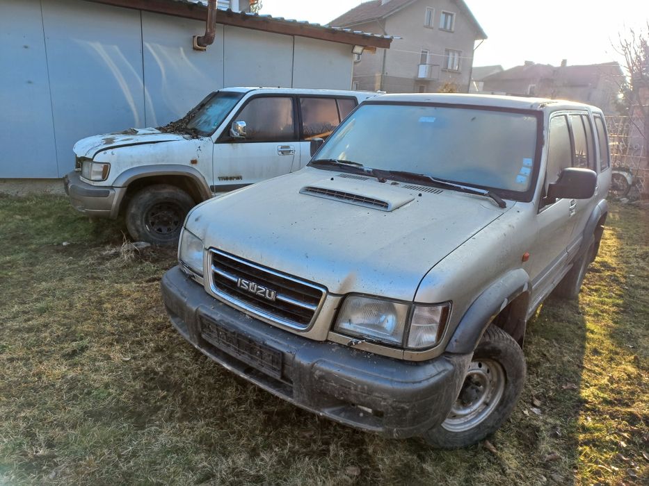 Isuzu trooper  на части