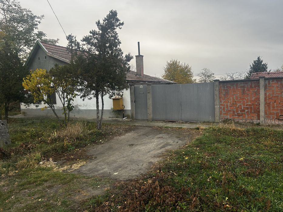 Casa de vanzare in BATANIA
