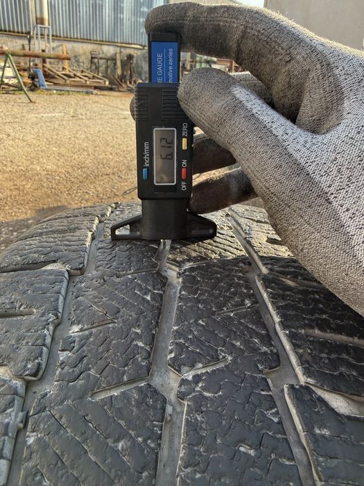 Anvelope iarna 235.65.16’c Michelin
