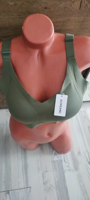 Vând Sutien Sport