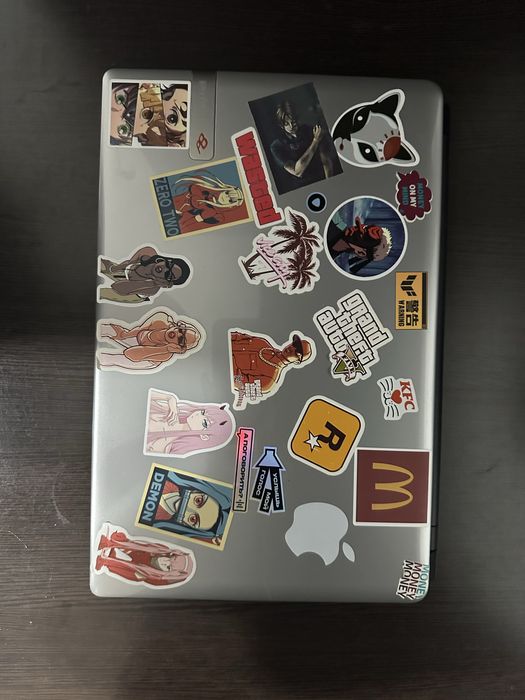 Продам офисный ноутбук