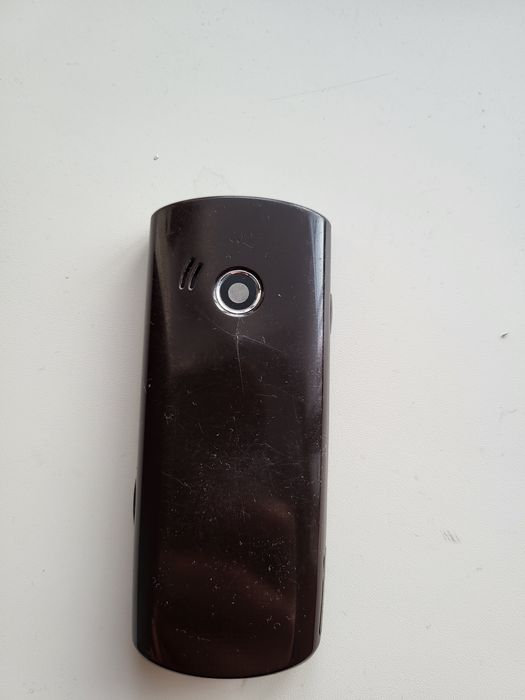 Телефон Samsung (2 sim).