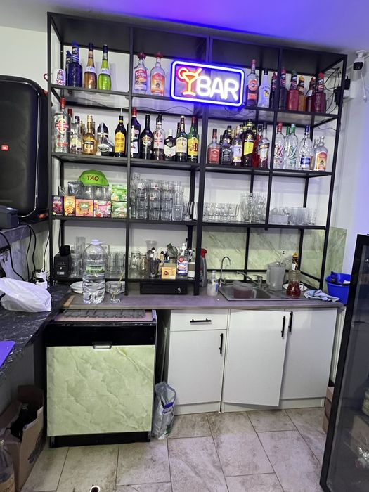 Vand mobilier BAR complet