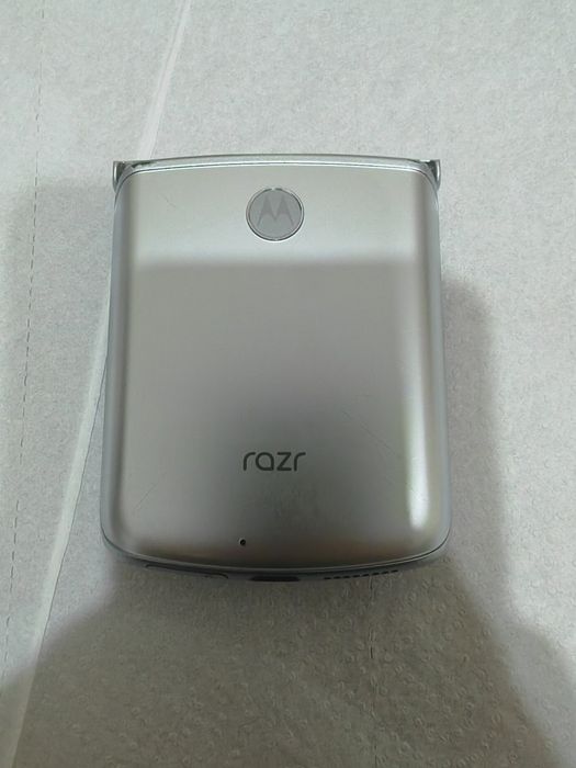 Motorola razr 5g