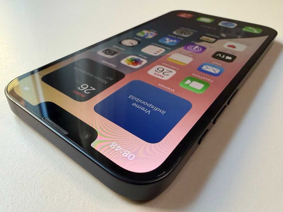  Apple / iPhone 16e 128 Gb / Black / 62 Incarcari
