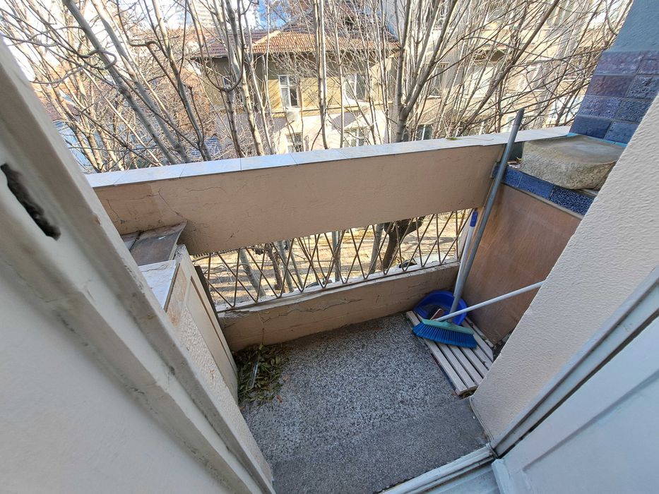 Дава се под наем Тристаен апартамент в София, Център - 85 кв.м за 586.5 € - Снимка #9