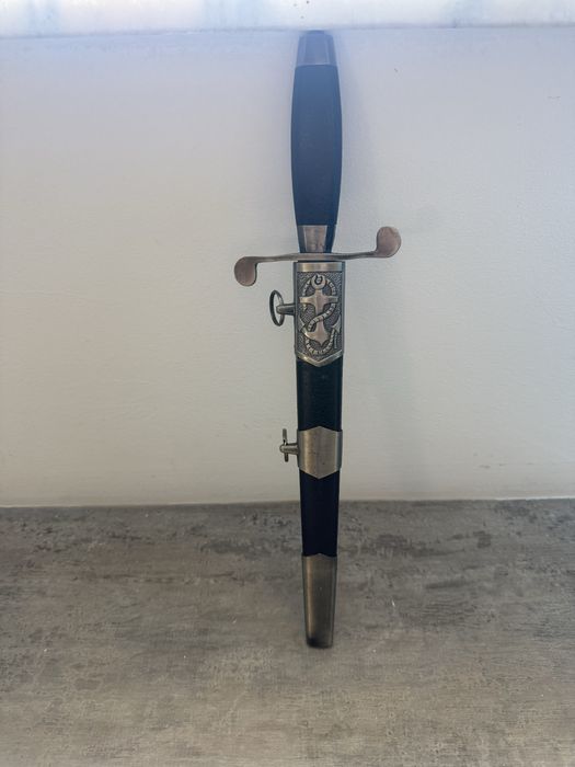 Pumnal sovietic ,   .